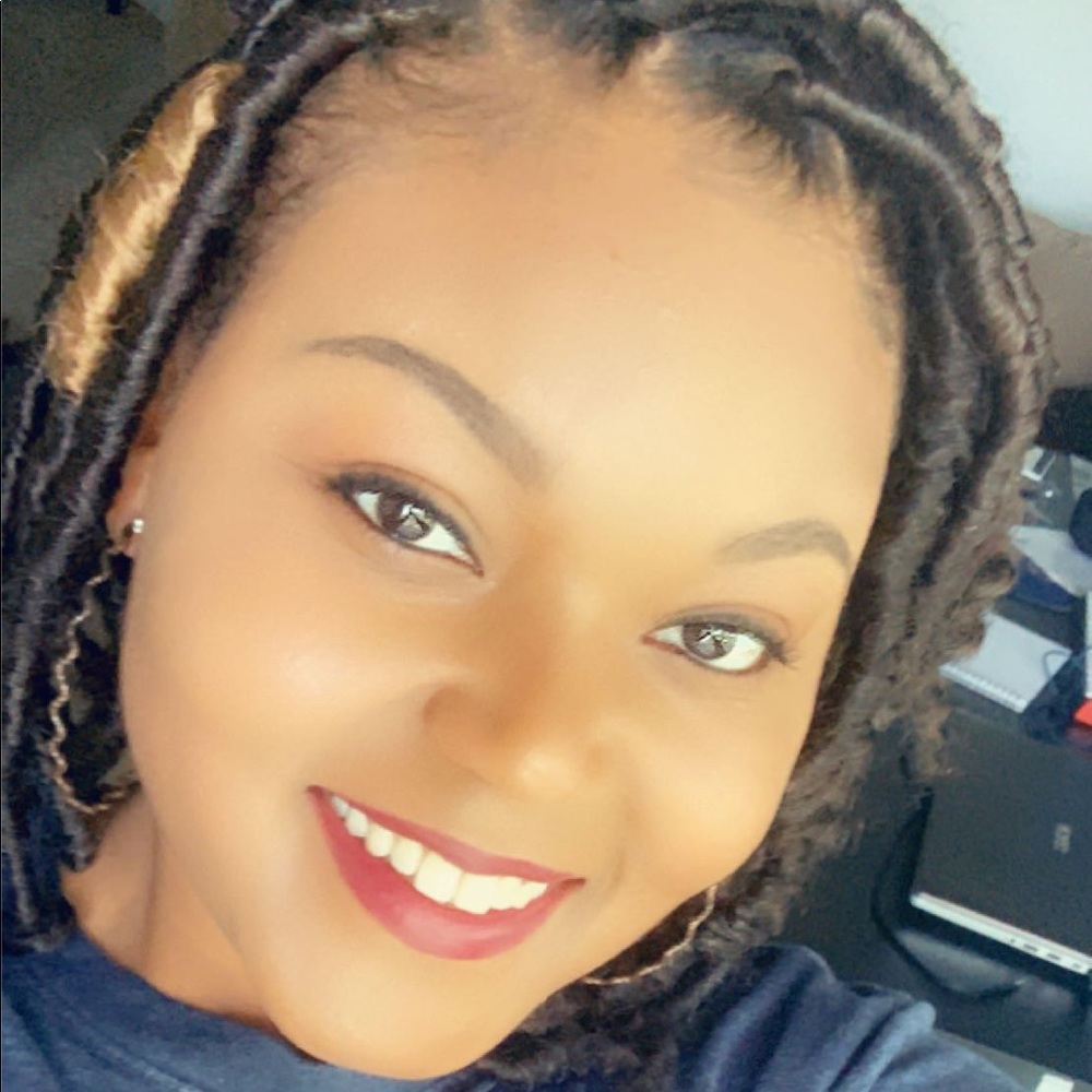 Meet your Posher, Ciana